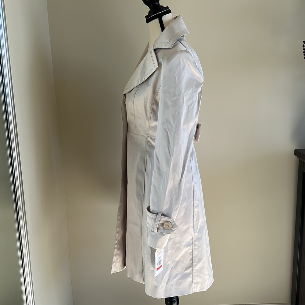 Jessica Simpson rain coat - Picture 3 of 6